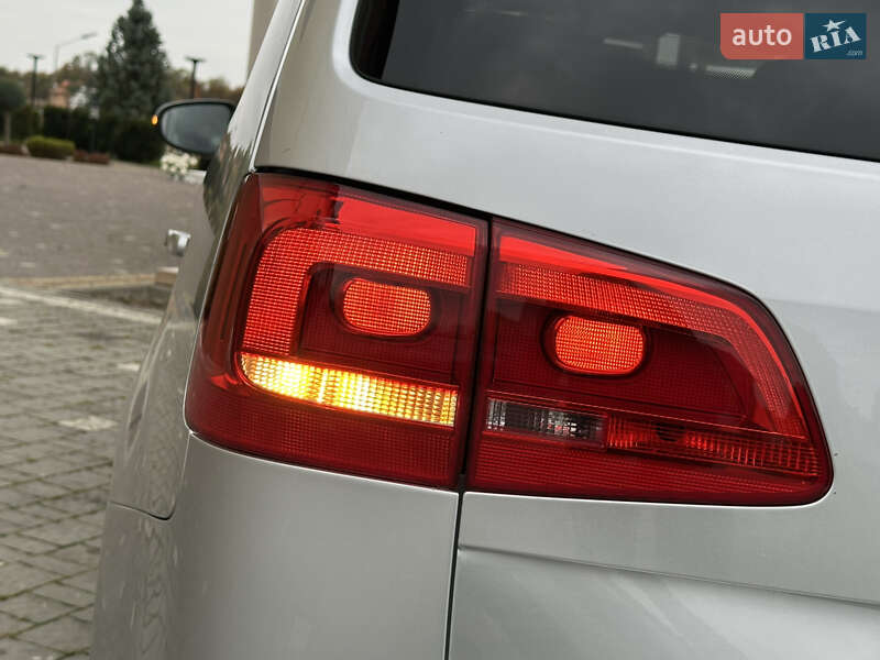 Минивэн Volkswagen Touran 2013 в Дрогобыче