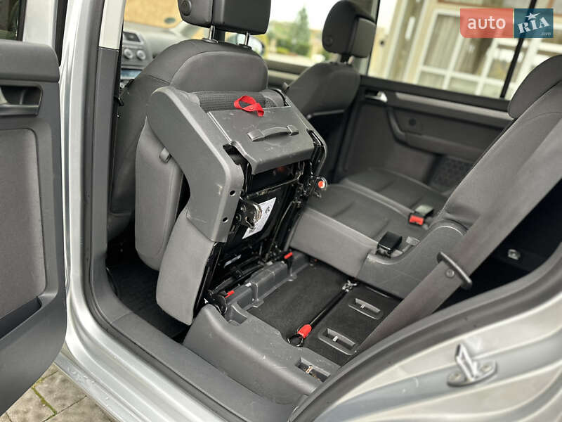 Минивэн Volkswagen Touran 2013 в Дрогобыче