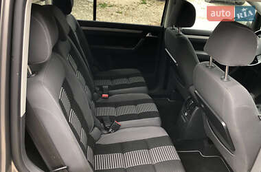 Минивэн Volkswagen Touran 2008 в 