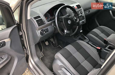 Минивэн Volkswagen Touran 2008 в 