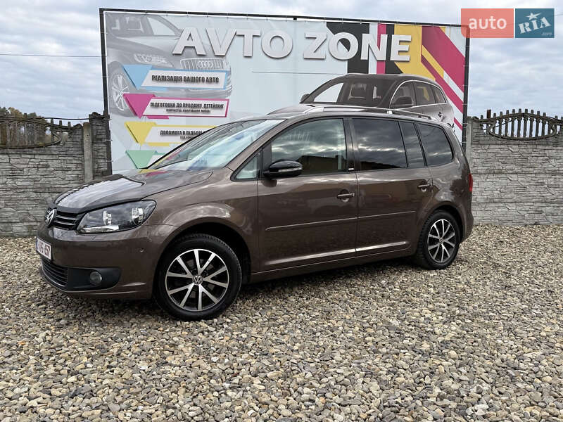 Минивэн Volkswagen Touran 2011 в Коломые