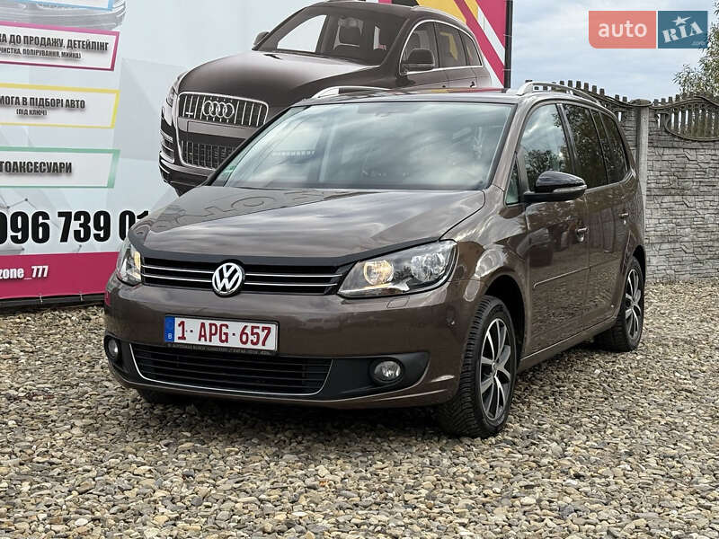 Минивэн Volkswagen Touran 2011 в Коломые