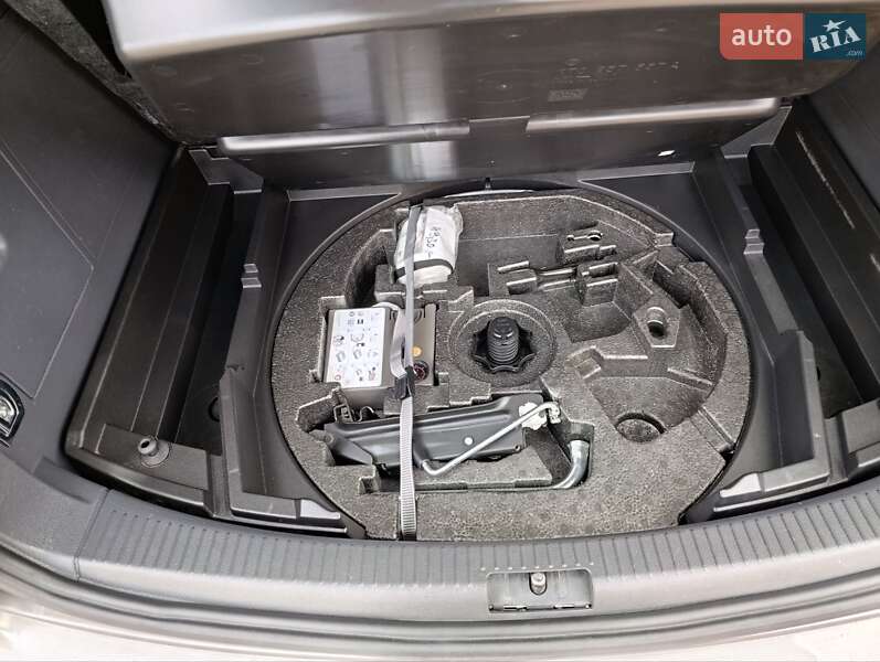Минивэн Volkswagen Touran 2009 в Бердичеве