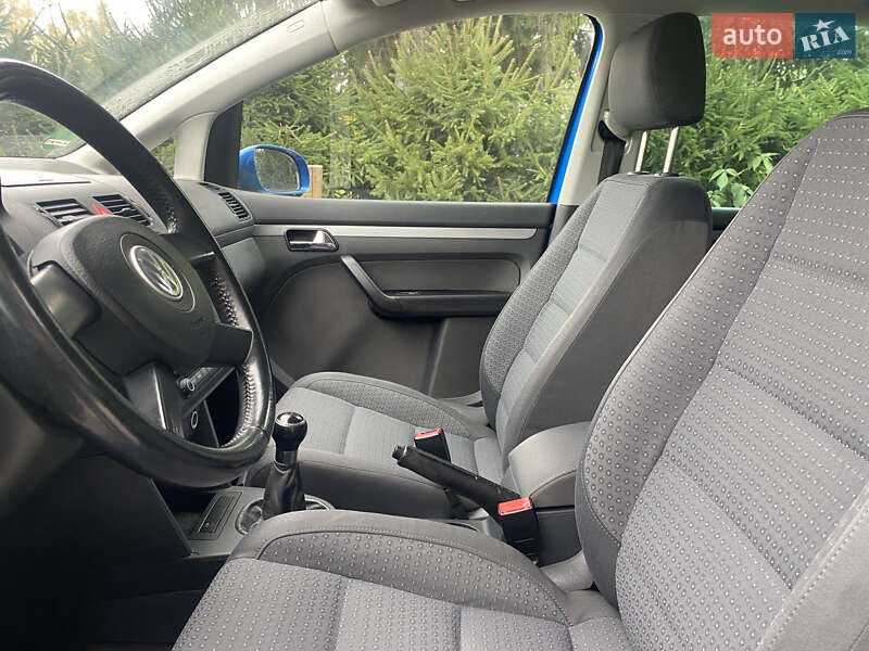 Мінівен Volkswagen Touran 2005 в Вознесенську фото 8 Мінівен Volkswagen Touran 2005 в Вознесенську