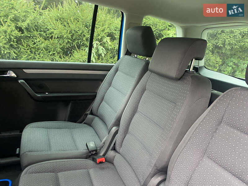 Мінівен Volkswagen Touran 2005 в Вознесенську фото 14 Мінівен Volkswagen Touran 2005 в Вознесенську