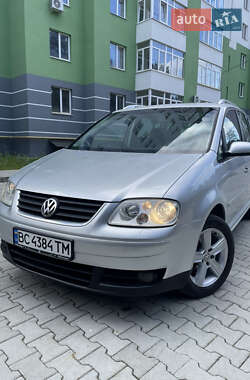 Мінівен Volkswagen Touran 2006 в Новояворівську