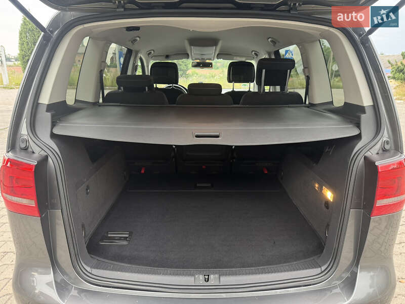 Мінівен Volkswagen Touran 2014 в Львові фото 24 Мінівен Volkswagen Touran 2014 в Львові
