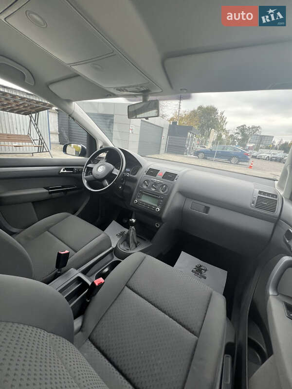 Минивэн Volkswagen Touran 2006 в Белой Церкви фото 16 Минивэн Volkswagen Touran 2006 в Белой Церкви
