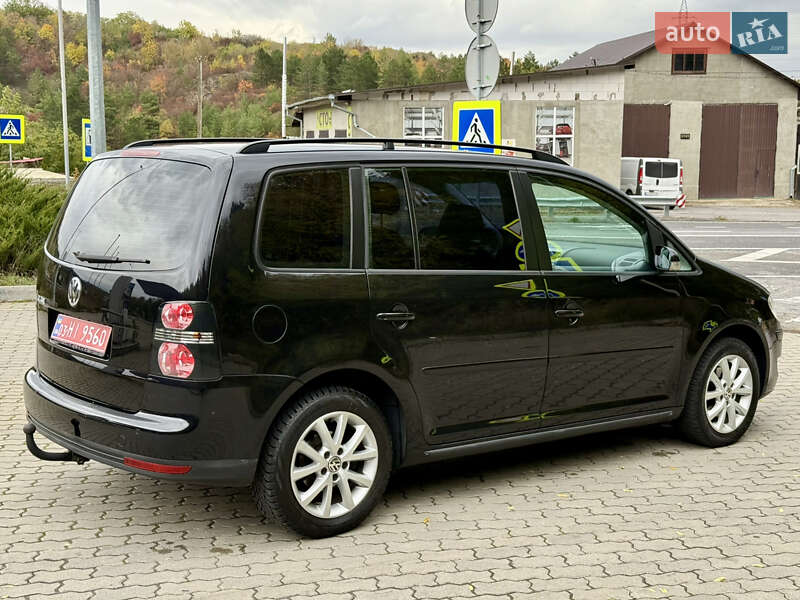 Минивэн Volkswagen Touran 2008 в Могилев-Подольске фото 8 Минивэн Volkswagen Touran 2008 в Могилев-Подольске