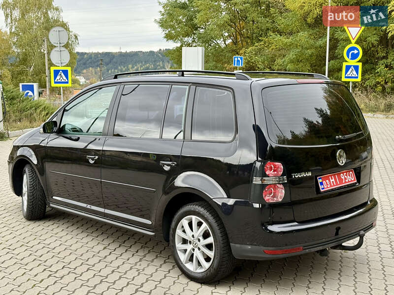 Минивэн Volkswagen Touran 2008 в Могилев-Подольске фото 19 Минивэн Volkswagen Touran 2008 в Могилев-Подольске
