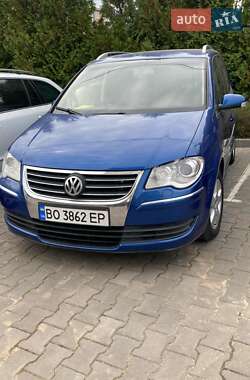 Мінівен Volkswagen Touran 2007 в Тернополі