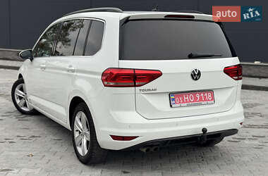 Микровэн Volkswagen Touran 2021 в 