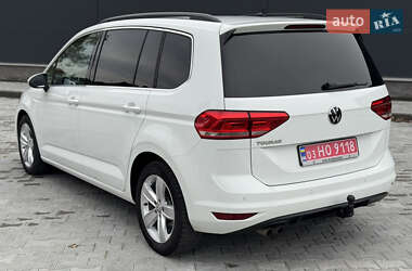 Микровэн Volkswagen Touran 2021 в 