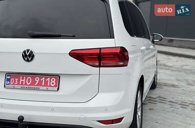 Микровэн Volkswagen Touran 2021 в 