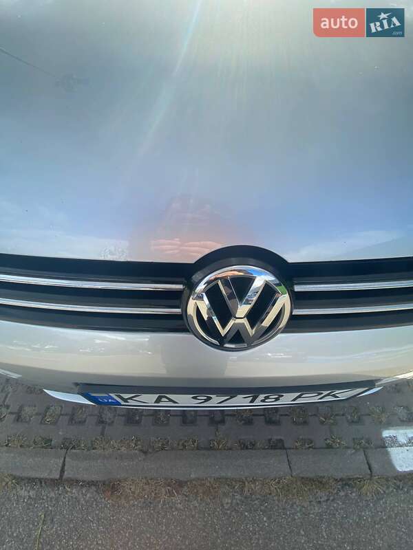 Минивэн Volkswagen Touran 2011 в Киеве фото 9 Минивэн Volkswagen Touran 2011 в Киеве