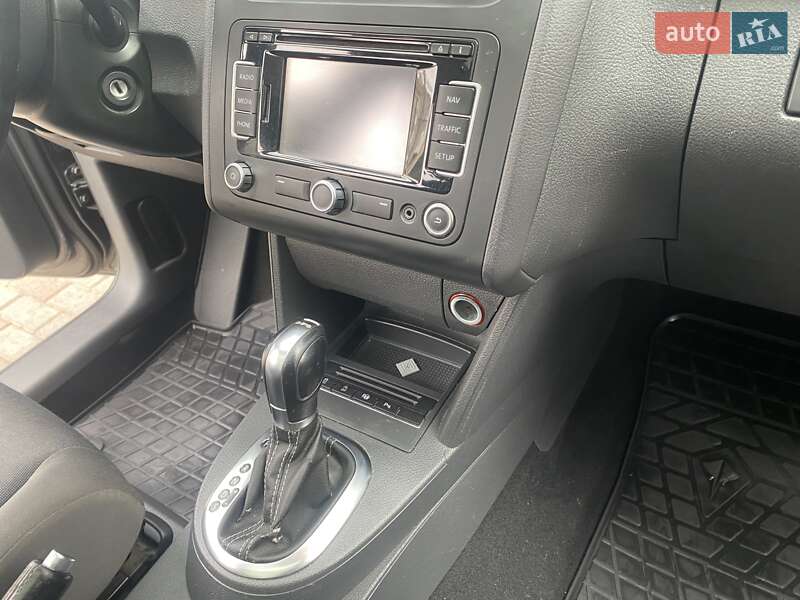 Минивэн Volkswagen Touran 2011 в Черновцах фото 24 Минивэн Volkswagen Touran 2011 в Черновцах