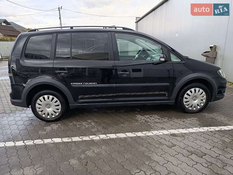 Минивэн Volkswagen Touran 2008 в Луцке фото 3 Минивэн Volkswagen Touran 2008 в Луцке