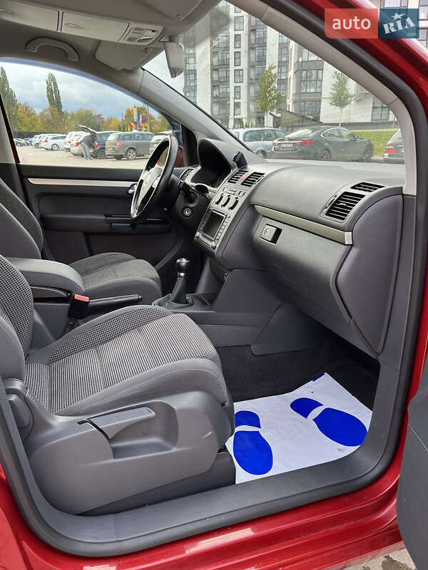 Минивэн Volkswagen Touran 2005 в Луцке фото 21 Минивэн Volkswagen Touran 2005 в Луцке