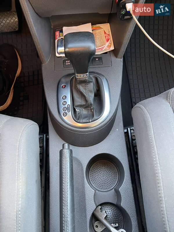 Минивэн Volkswagen Touran 2008 в Сарнах