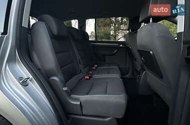 Минивэн Volkswagen Touran 2013 в 