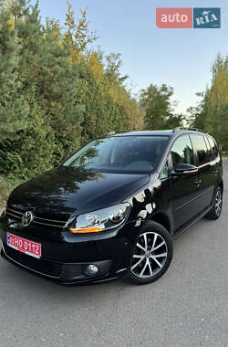 Volkswagen Touran 2012