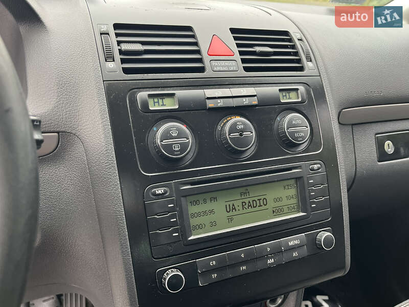 Минивэн Volkswagen Touran 2003 в Львове