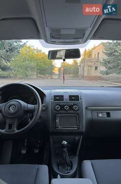 Минивэн Volkswagen Touran 2011 в 