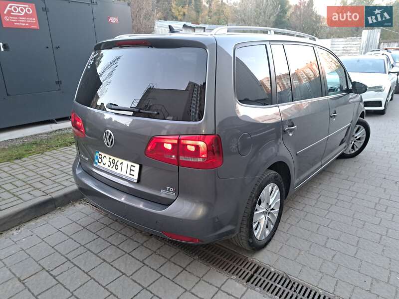 Мінівен Volkswagen Touran 2014 в Львові фото 8 Мінівен Volkswagen Touran 2014 в Львові