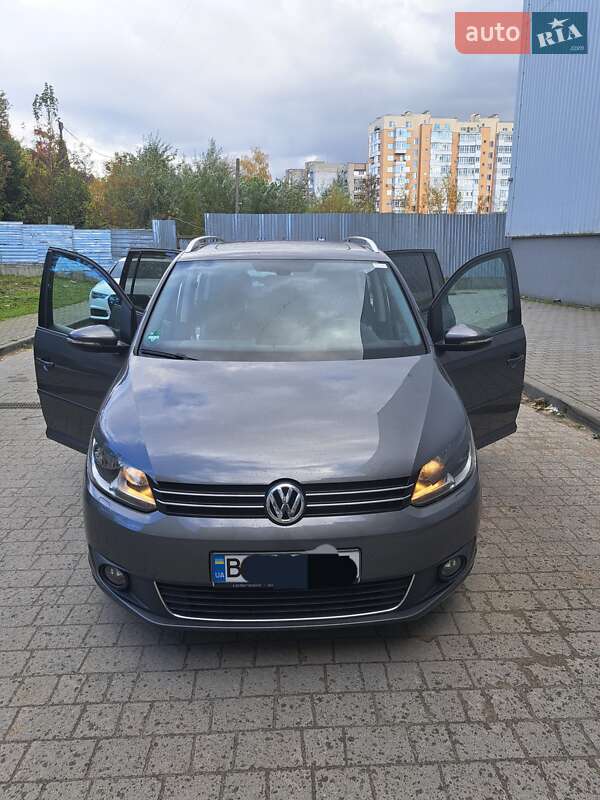 Мінівен Volkswagen Touran 2014 в Львові фото 22 Мінівен Volkswagen Touran 2014 в Львові