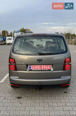 Минивэн Volkswagen Touran 2007 в 