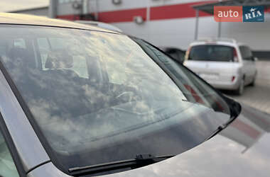 Минивэн Volkswagen Touran 2007 в 