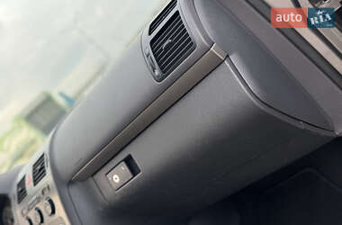 Минивэн Volkswagen Touran 2007 в 