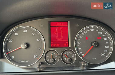 Минивэн Volkswagen Touran 2007 в 