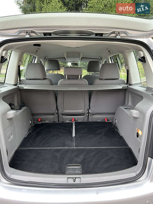 Минивэн Volkswagen Touran 2008 в Золотоноше фото 42 Минивэн Volkswagen Touran 2008 в Золотоноше