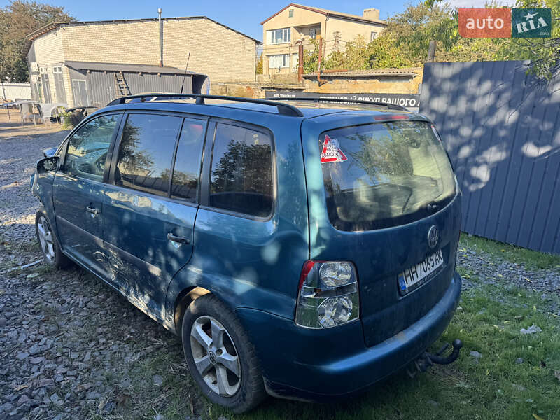 Мінівен Volkswagen Touran 2003 в Одесі