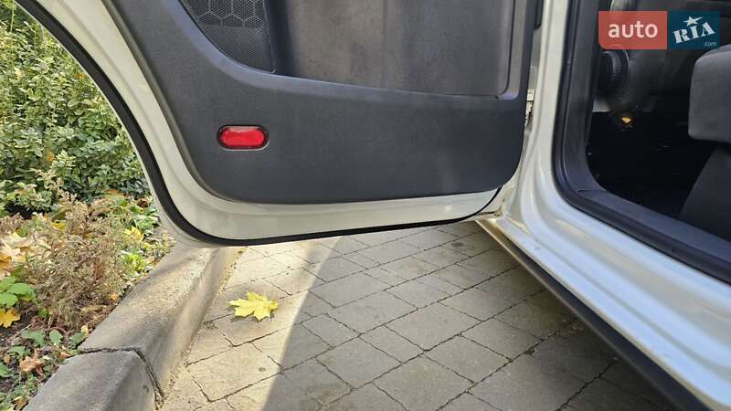 Минивэн Volkswagen Touran 2014 в Тернополе фото 8 Минивэн Volkswagen Touran 2014 в Тернополе