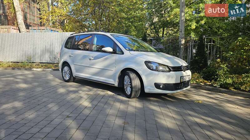 Минивэн Volkswagen Touran 2014 в Тернополе фото 22 Минивэн Volkswagen Touran 2014 в Тернополе