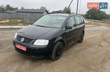 Минивэн Volkswagen Touran 2004 в Сарнах