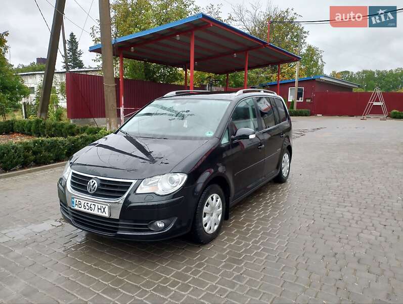 Минивэн Volkswagen Touran 2009 в Крыжополе фото Минивэн Volkswagen Touran 2009 в Крыжополе