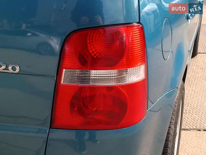 Мінівен Volkswagen Touran 2005 в Харкові