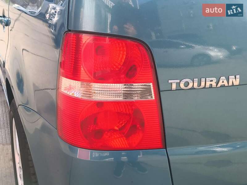 Мінівен Volkswagen Touran 2005 в Харкові