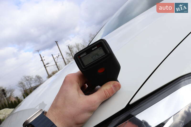 Микровэн Volkswagen Touran 2018 в Дрогобыче