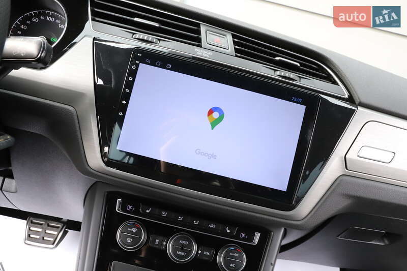 Микровэн Volkswagen Touran 2018 в Дрогобыче