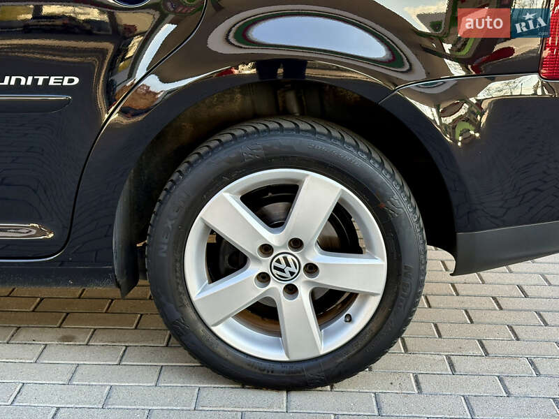 Минивэн Volkswagen Touran 2009 в Житомире фото 11 Минивэн Volkswagen Touran 2009 в Житомире