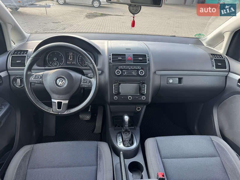 Минивэн Volkswagen Touran 2011 в Ковеле