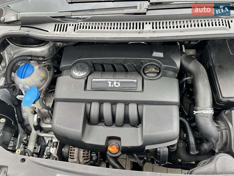 Минивэн Volkswagen Touran 2004 в Умани фото 6 Минивэн Volkswagen Touran 2004 в Умани