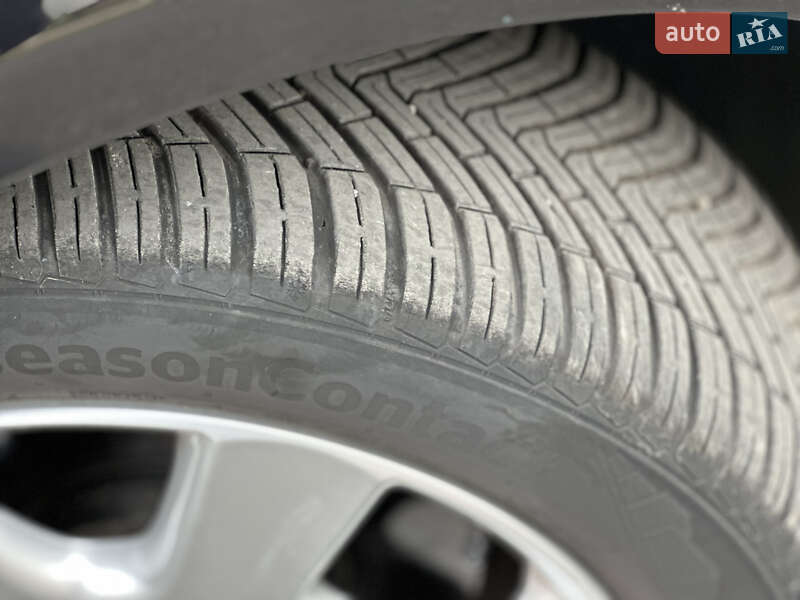 Минивэн Volkswagen Touran 2006 в Виннице фото 4 Минивэн Volkswagen Touran 2006 в Виннице