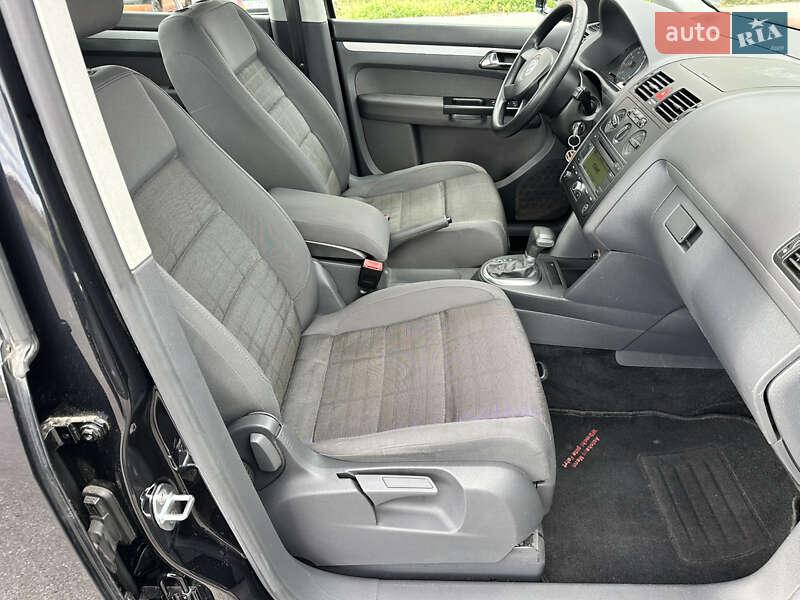 Минивэн Volkswagen Touran 2006 в Виннице фото 60 Минивэн Volkswagen Touran 2006 в Виннице