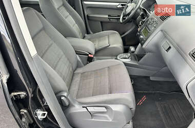 Минивэн Volkswagen Touran 2006 в 