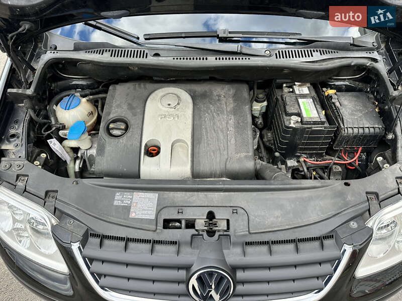 Минивэн Volkswagen Touran 2006 в Виннице фото 71 Минивэн Volkswagen Touran 2006 в Виннице